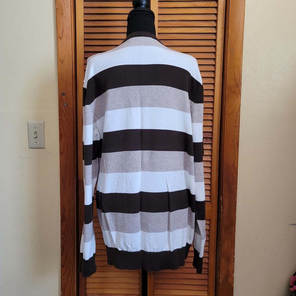 NWOT Old Navy Men's V Neck Sweater Size XL - Picture 3 of 4